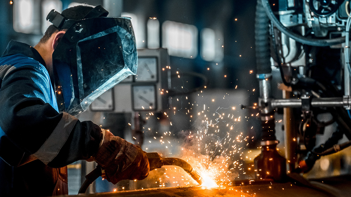 WBGT_cellular_monitors_heat-stress_welding_fabrication Heat Stress Monitor for Welding and Fabrication